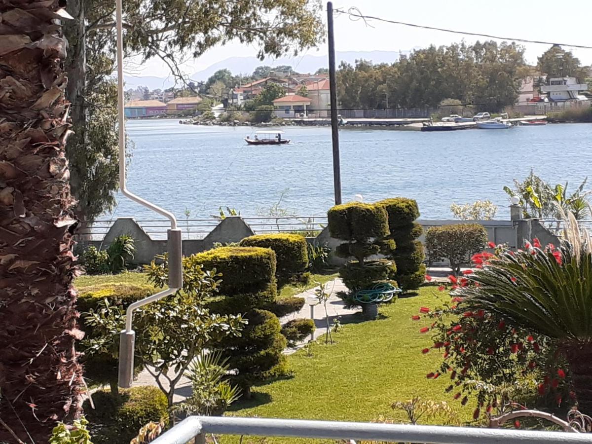 Top Floor On Villa, 3' From Center, By The Sea! Host Is Efi Kwsta Preweza Zewnętrze zdjęcie